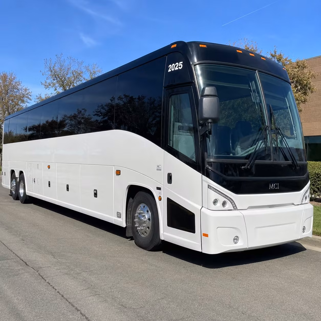 amerant bank arena concert bus rentals the easiest way to get your group to the show