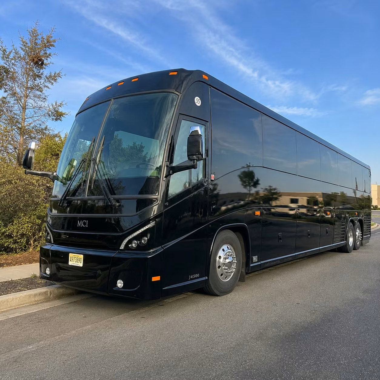 reliable charter buses for broward county government agencies and municipal operations