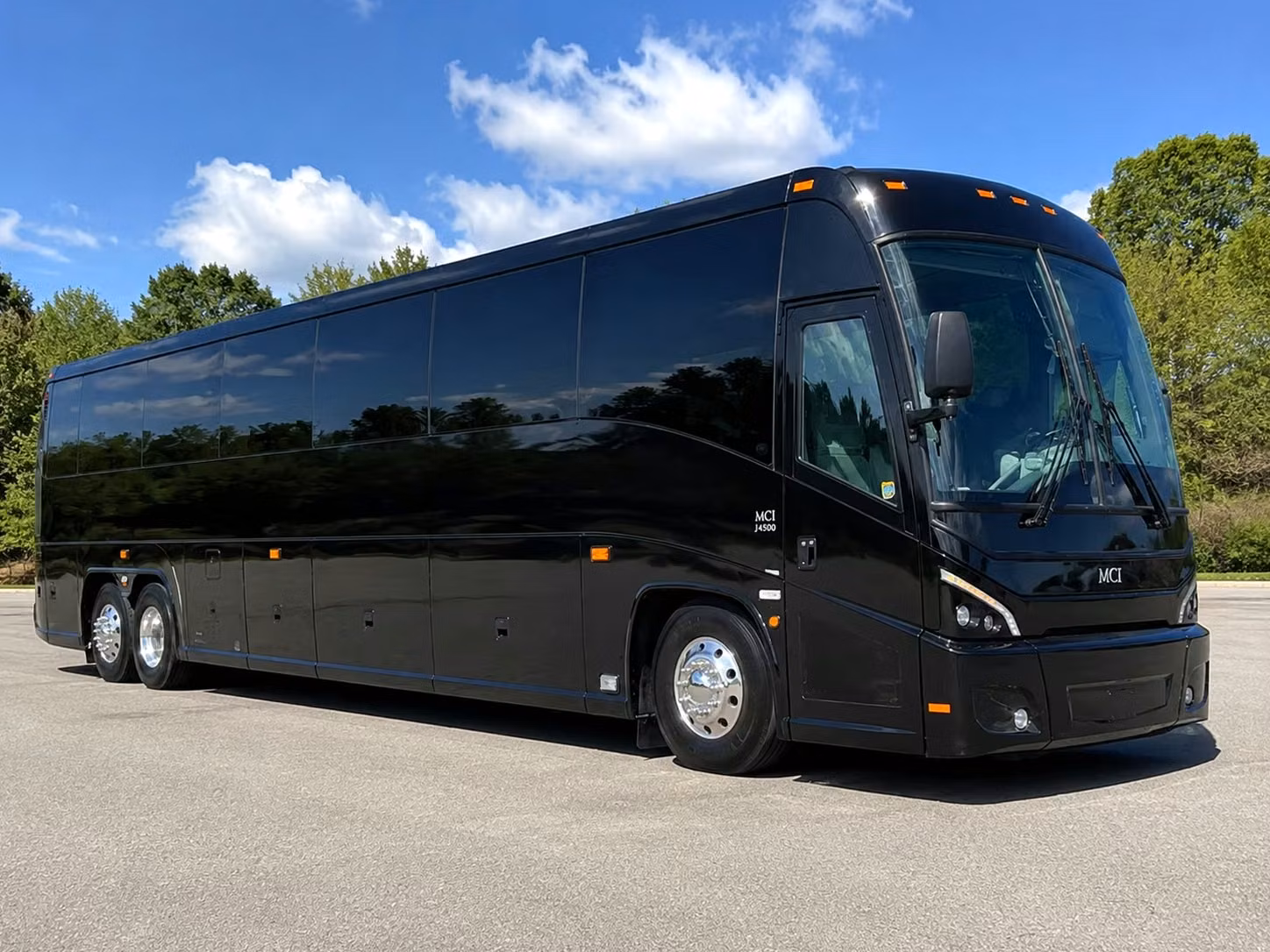 shuttle your guests to florida panthers games at amerant bank arena